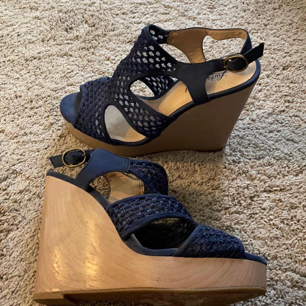 Navy Wedges